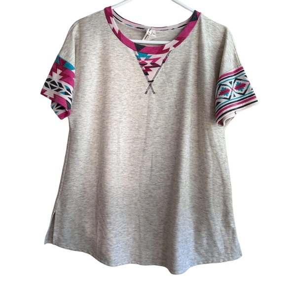Now & Forever Soft grey shirt with pink sleeves large - Picture 2 of 6